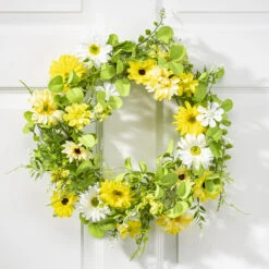 Daisy Floral Wreath Candle Ring - 20 Inch