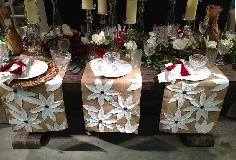 Poinsettia Natural Jute Runner 16 X 72 By Saro 4 Poinsettia Natural Jute Runner 16 X 72 By Saro - Image 2