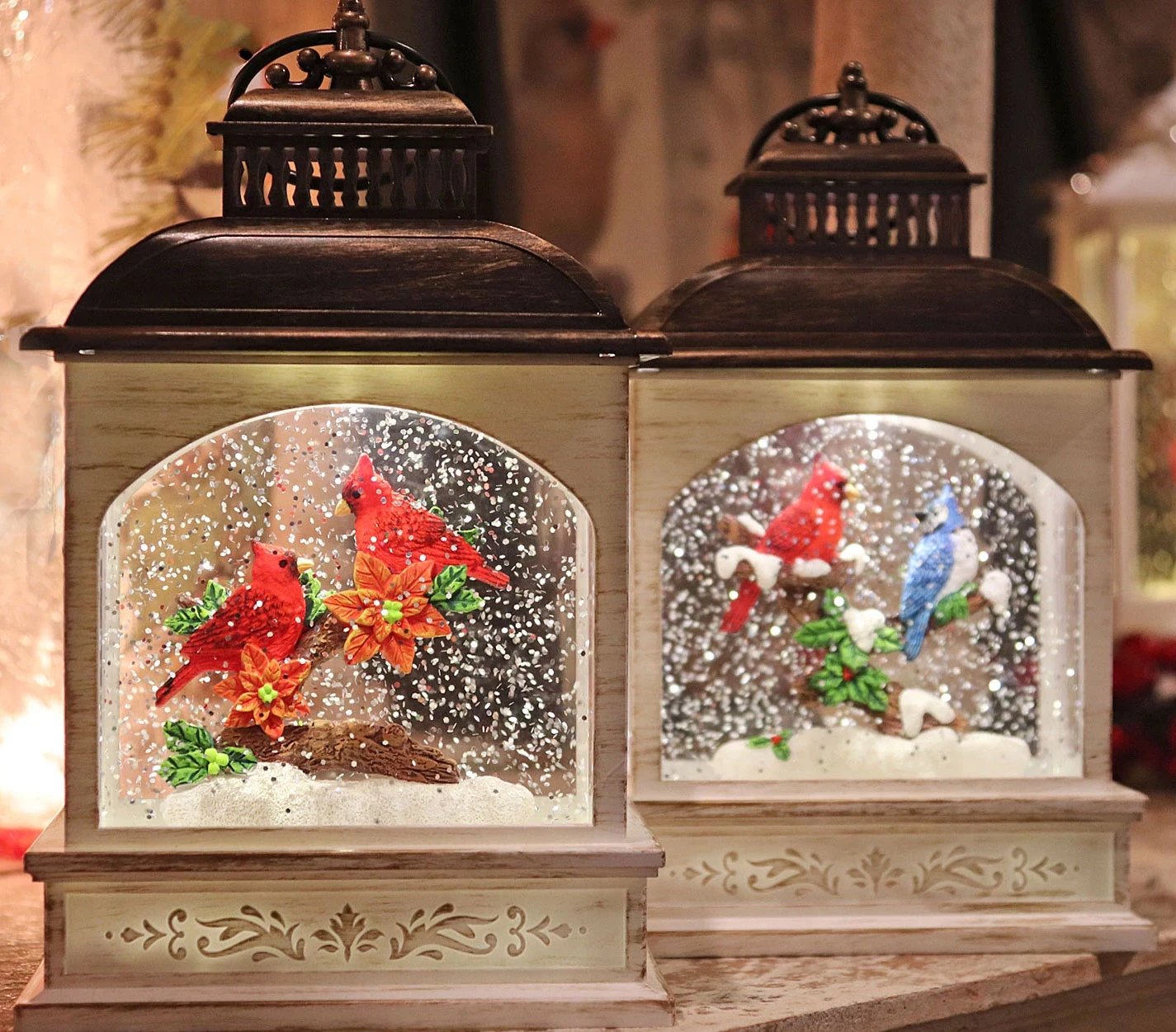 8.25 Inch Lighted Cardinal Water Lantern In Swirling Glitter 4 8.25 Inch Lighted Cardinal Water Lantern In Swirling Glitter - Image 2